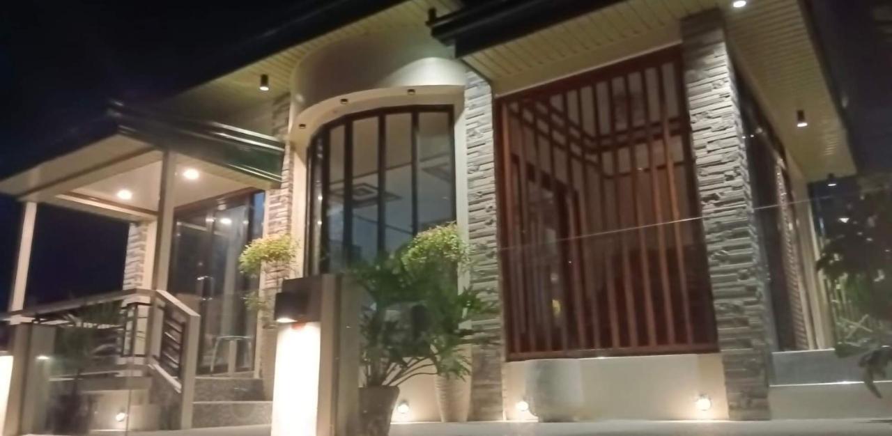 Palompon Kalimba De Luna Villa Inn Leyte Esterno foto